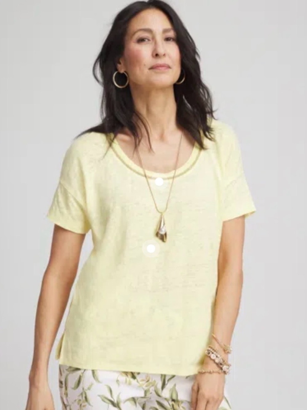 Women’s Chico's Pale Yellow Short Sleeve Scoop Neck, size 1 or Medium